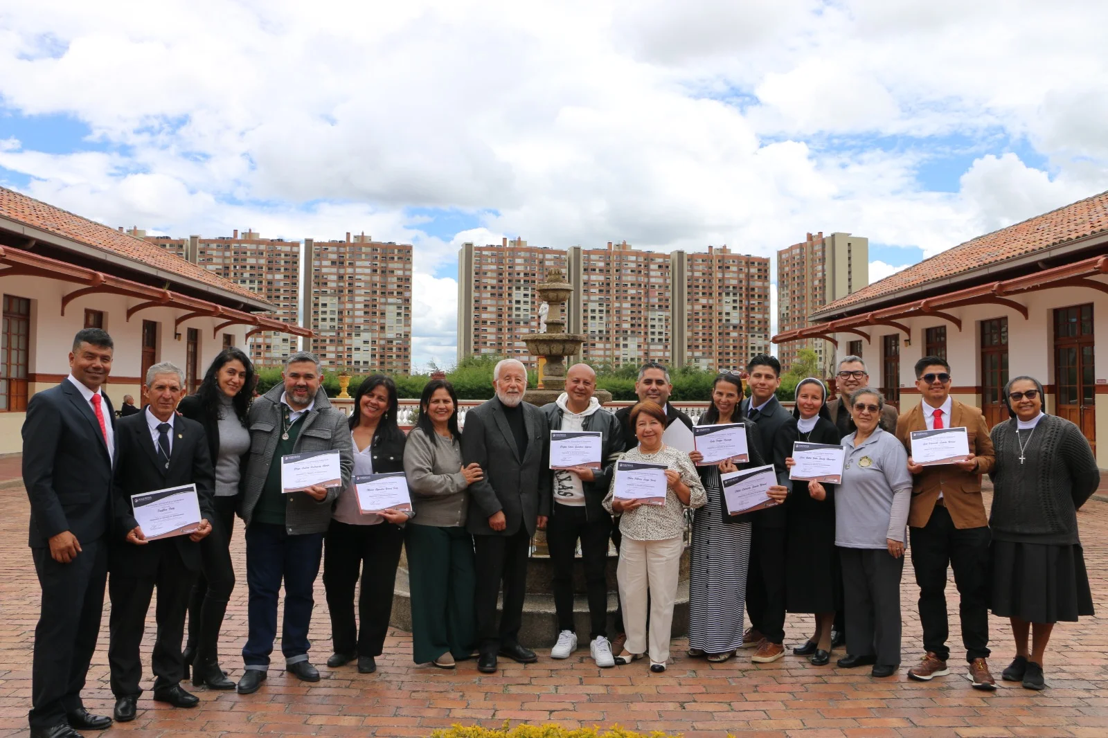 UNA PROMESA ENCENDIDA: Graduación de la Tercera Cohorte del Diplomado en  Salesianidad 