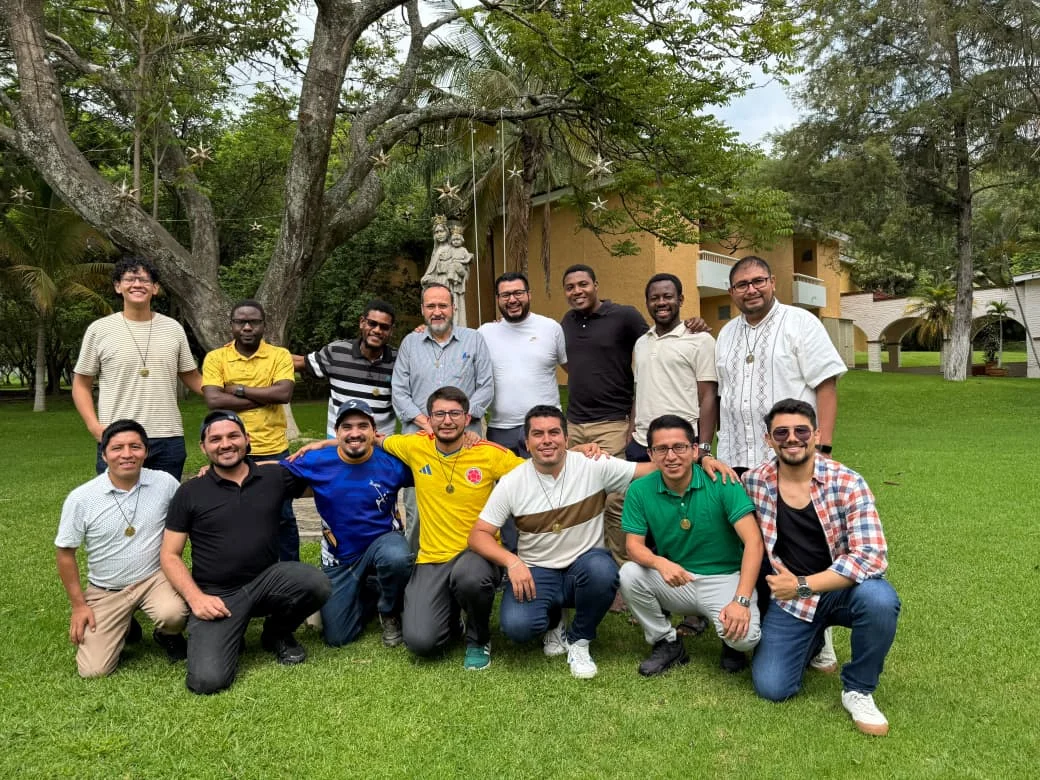 Hermanos del Teologado Santo Tomás de Aquino avanzan en su preparación hacia la Profesión Perpetua