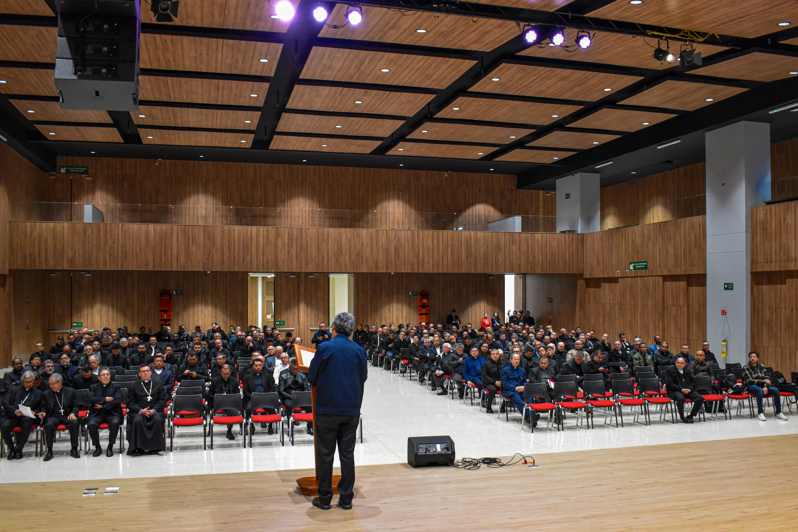 REPRESENTACIÓN SALESIANA EN EL ENCUENTRO GENERAL DEL PRESBITERIO Y RECIBIMIENTO AL NUEVO NUNCIO APOSTÓLICO